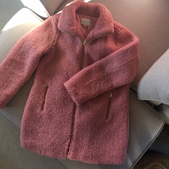 Ann Taylor LOFT Faux Fur coat.  🧥 - Picture 2 of 9